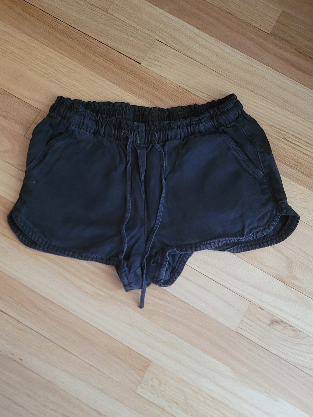 American Eagle Outfitters Black Drawstring Athletic Shorts